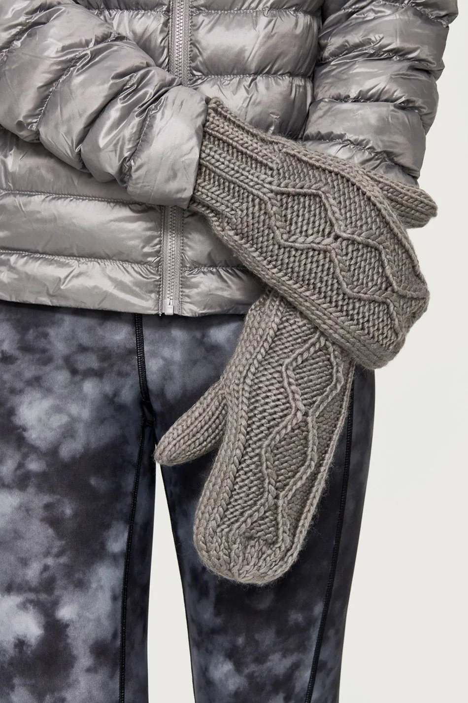 CHUNKY KNITWEAR MITTENS