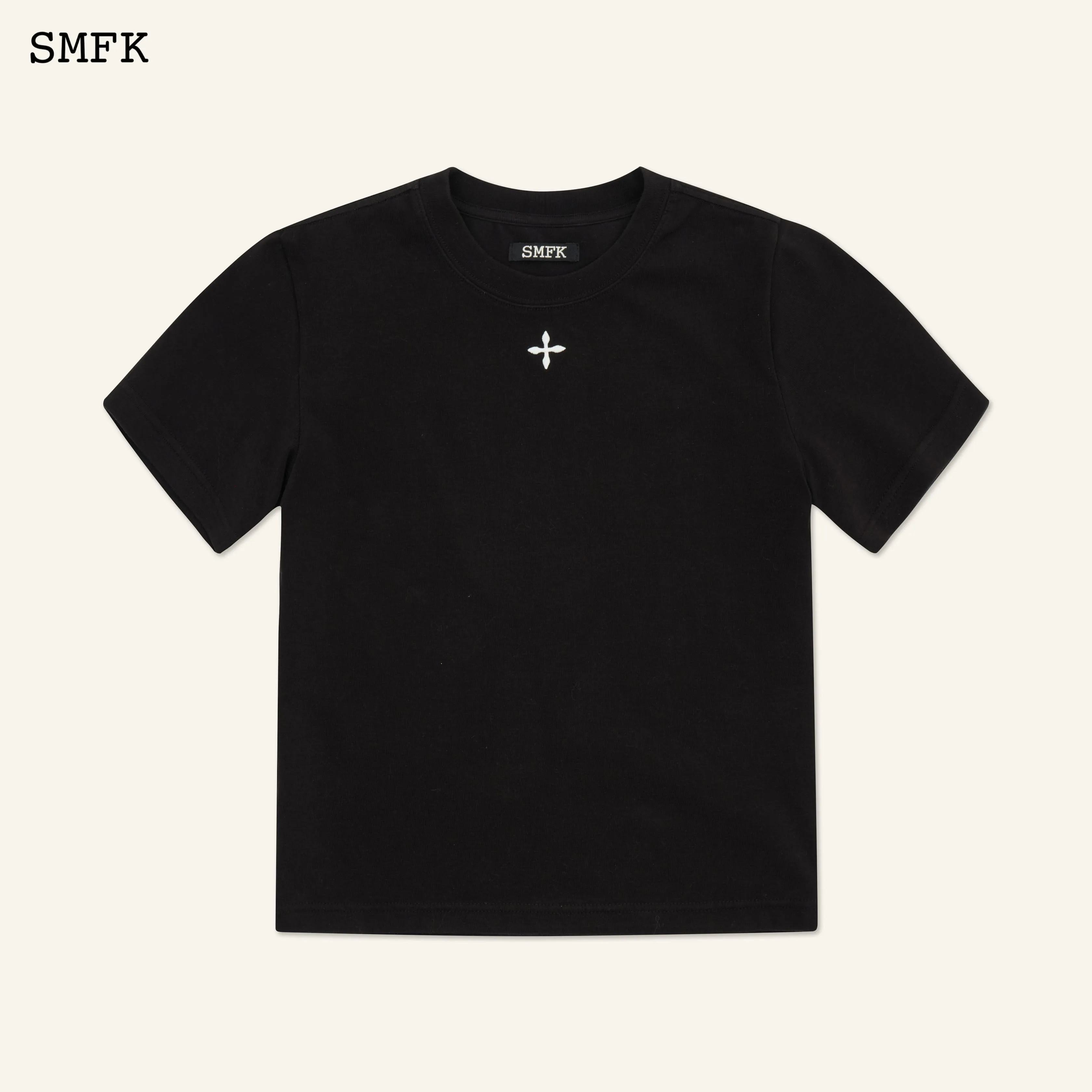 Compass Hug Slim-Fit Tee In Black