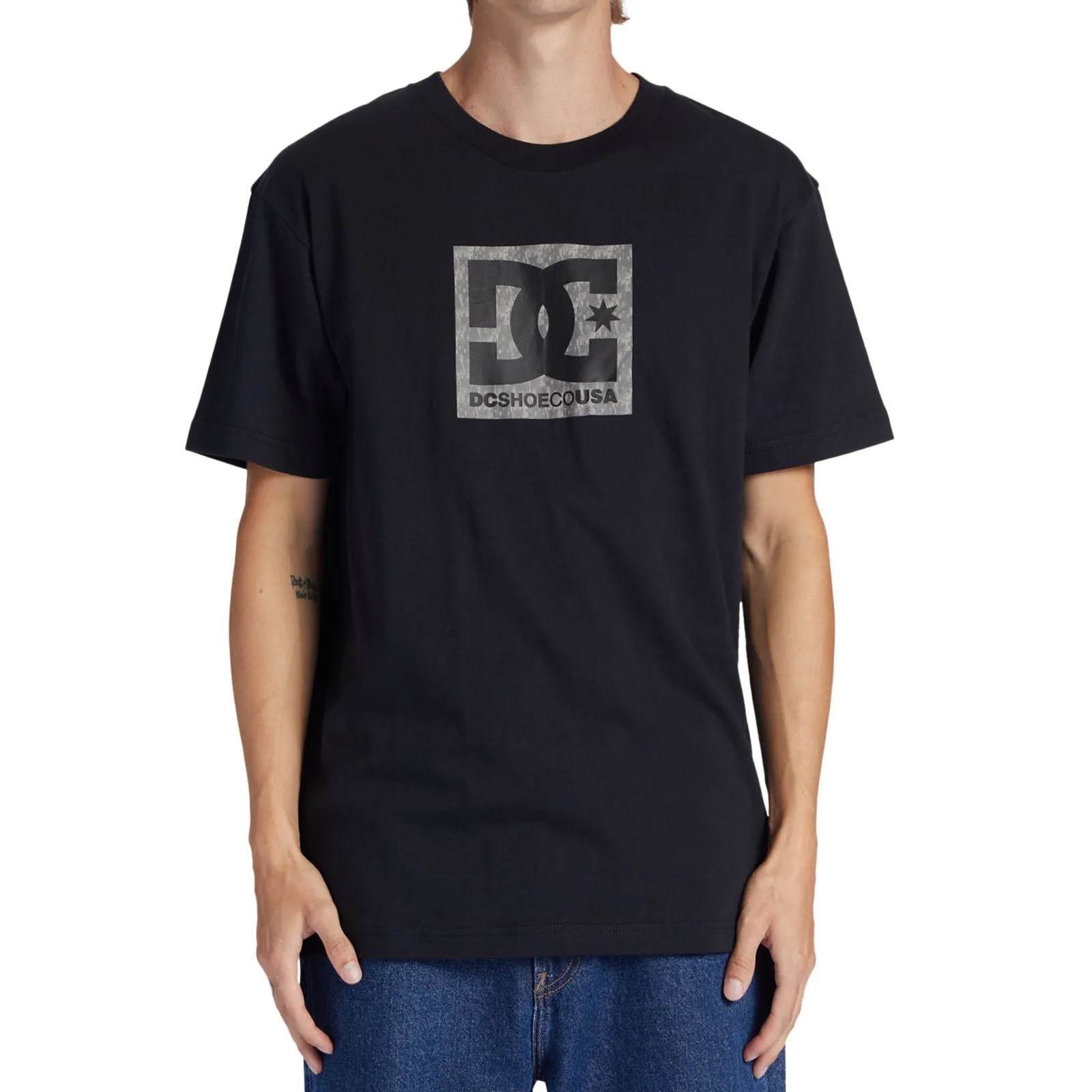 DC Shoes Mens Square Star Fill Short Sleeve Crew Neck T-Shirt