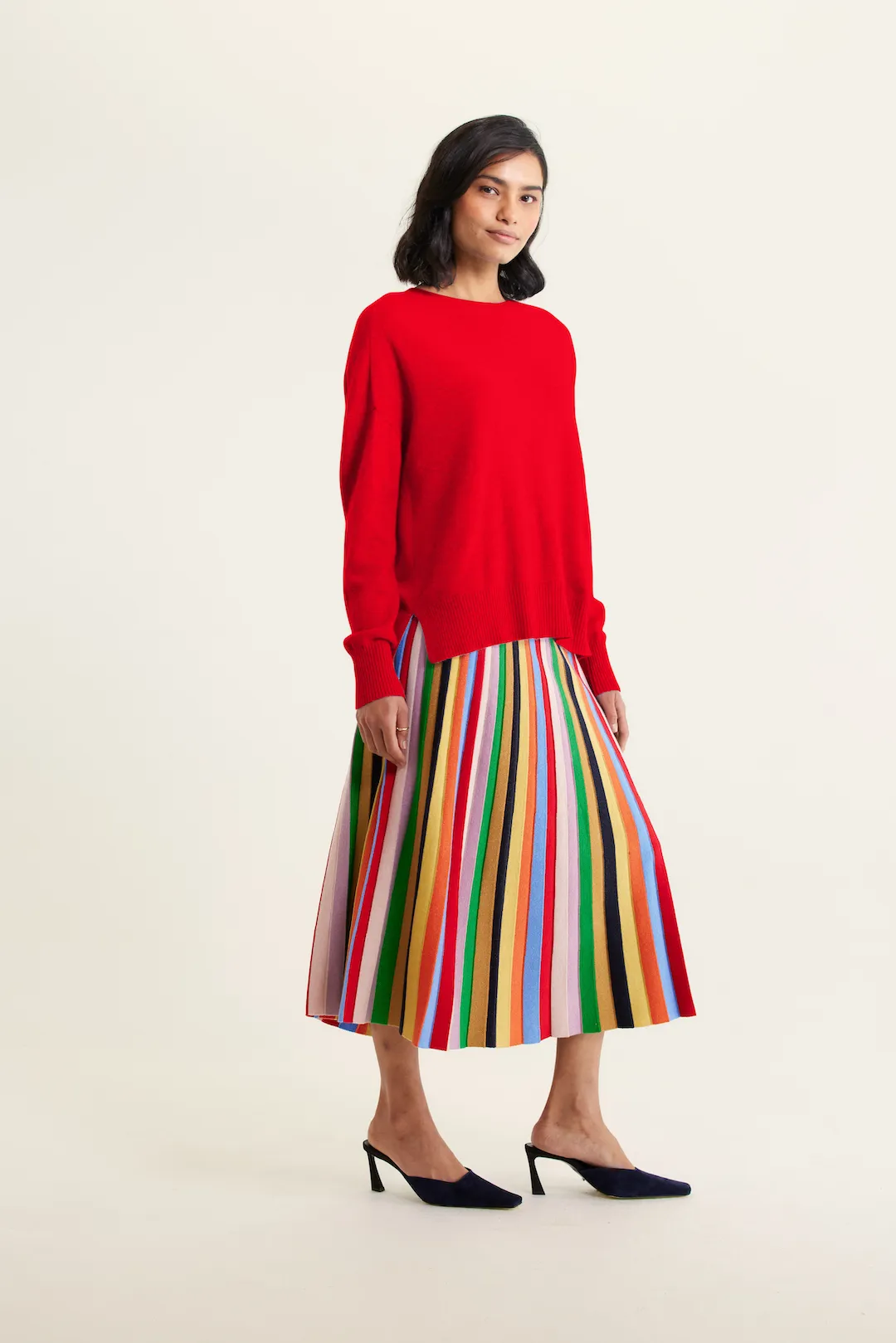 Iris Cashmere Crew Sweater In Crimson