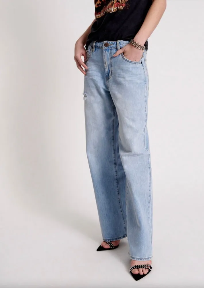 Jackson Wideleg Jean Hendrixe